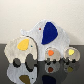 Olifantenmoeder met 3 jongen