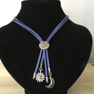 Bolo tie met zon en maan