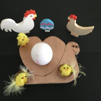 Vaasje in de vorm van een slak, tevens eierdopje