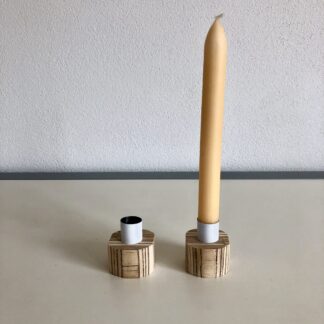 Kaarsen-standaard met witte houder